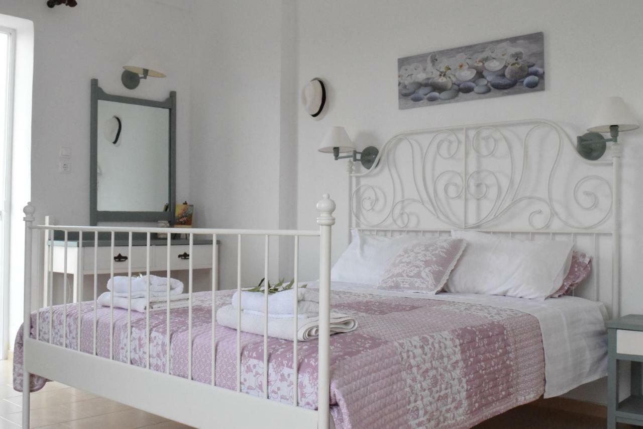 Romantic Apartment Adelianos Kampos Exterior foto